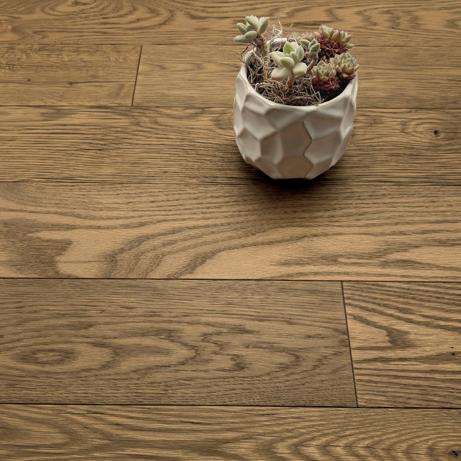 Reclaimed Oak Flooring & Paneling | BLACK & TAN—TAN OAK | Pioneer